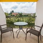 Place Gostinjska kuća 3*