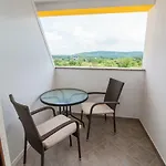 Guest house Place 3*