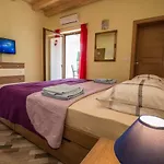 Guest house Place 3*