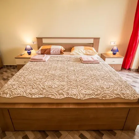 Guest house Place 3*