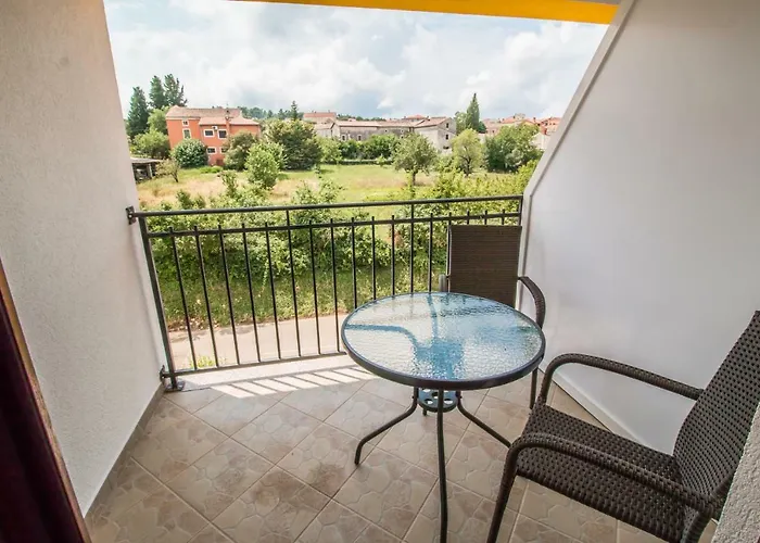 בית הארחה Place