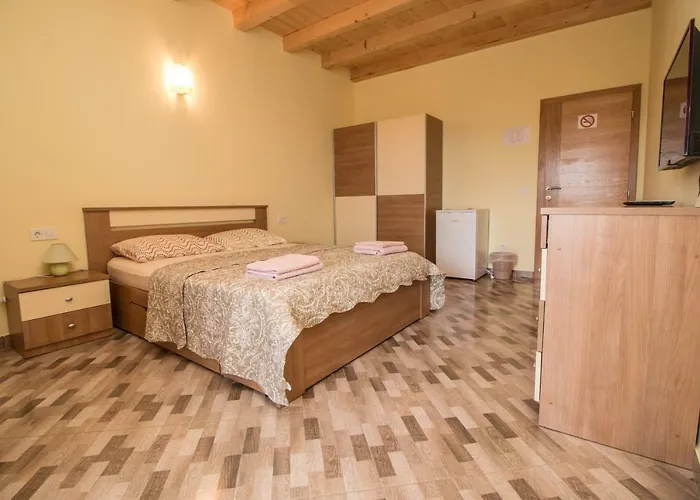 Place ゲストハウス